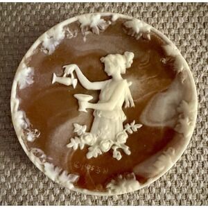 1975 Vintage Genuine Incolay Stone Pink/Brown Cameo "Serene Goddess" Plate 4.5"